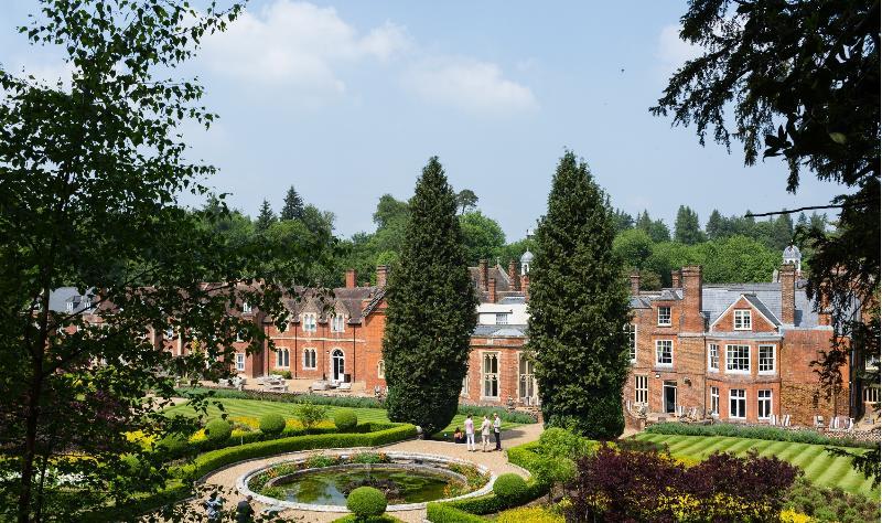 Wotton House Hotel Dorking Exterior foto